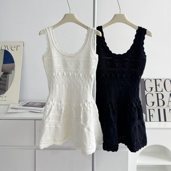 Pinched waist sleeveless dress knitted sling vest for women - Image 10