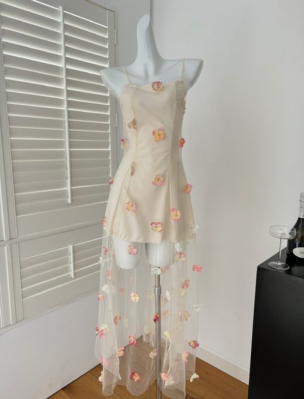 Sling temperament fashion France style romantic dress - Image 4