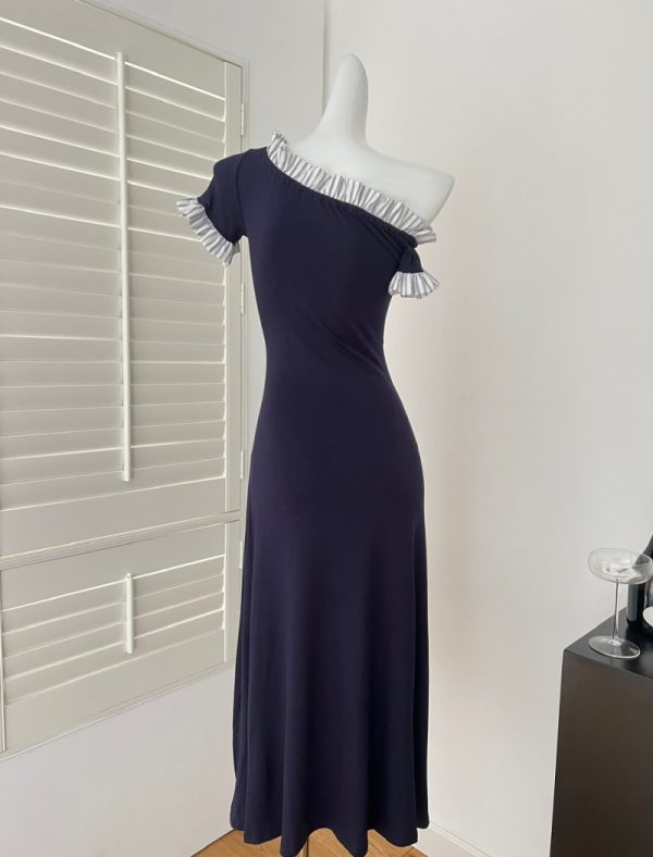 Pseudo-two bandage Casual knitted sloping shoulder dress - Image 4