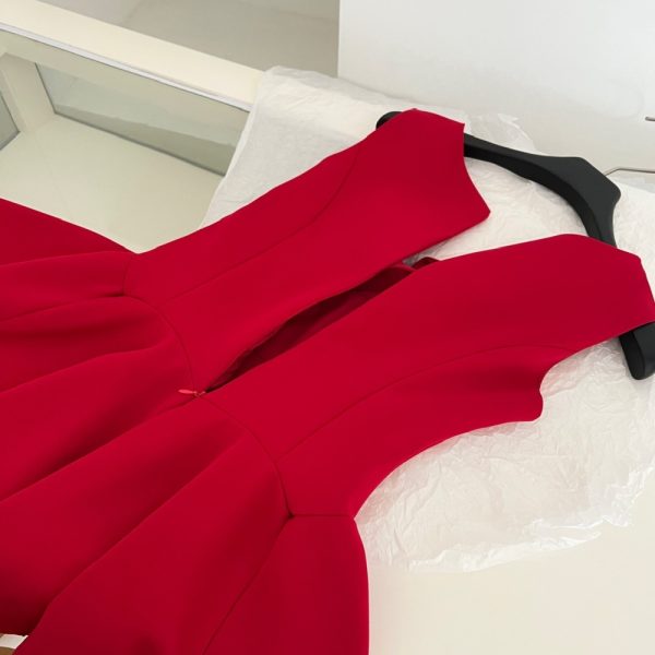 Bow skirt hem lady dress pinched waist sleeveless dress - Image 11