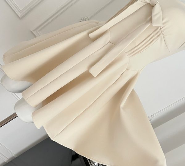 Bow skirt hem lady dress pinched waist sleeveless dress - Image 4